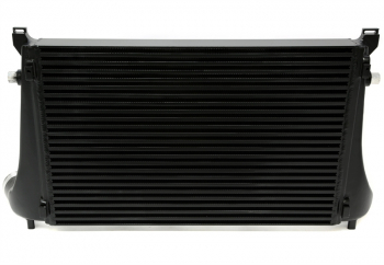 TA Technix Ladeluftkühler passend für Audi A3 (8V), TT (8S) / Seat Leon (5F) / Skoda Octavia III (5E), Superb III (3T) / VW Golf VII (AU), Passat (B8) 1.8TFSI+2.0TFSI Motoren