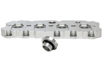 TA Technix Alu gefräster Ventildeckel in silber passend für Audi / Seat / Skoda / VW der MQB-Plattform (EA113)