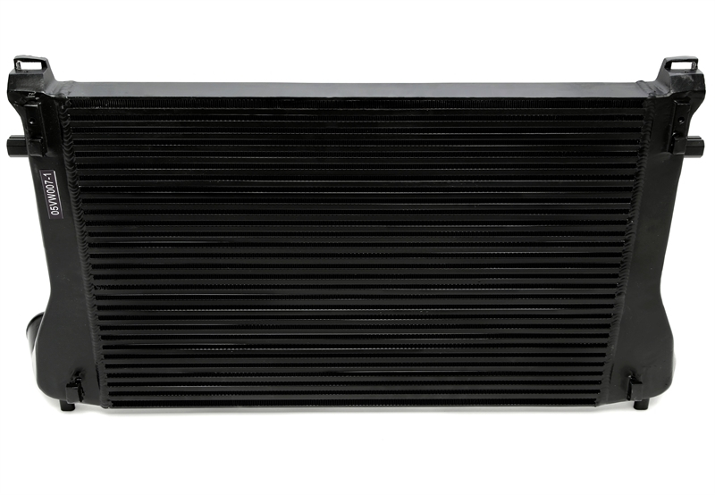 TA Technix Ladeluftkühler schwarz passend für Audi A3 (8V), TT (8S) / Seat Leon (5F) / Skoda Octavia III (5E), Superb III (3T) / VW Golf VII (AU), Passat (B8) 1.8TFSI+2.0TFSI Motoren