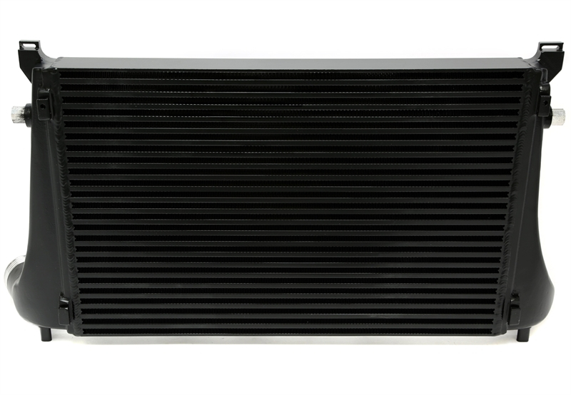 TA Technix Ladeluftkühler passend für Audi A3 (8V), TT (8S) / Seat Leon (5F) / Skoda Octavia III (5E), Superb III (3T) / VW Golf VII (AU), Passat (B8) 1.8TFSI+2.0TFSI Motoren