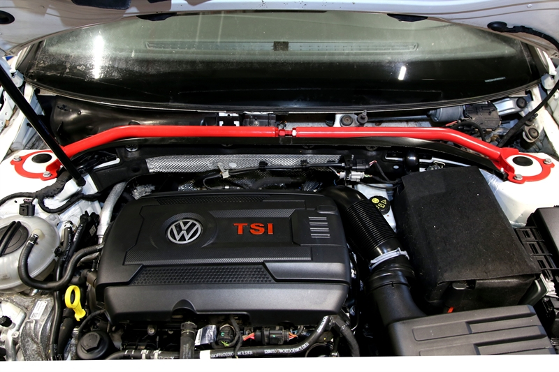 TA Technix Stahl-Domstrebe passend für Seat Leon 5F, VW Golf VII Typ AU, VW Golf VIII Typ CD