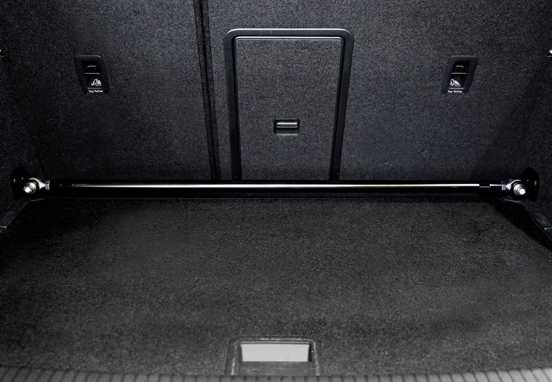 TA Technix Stahl-Domstrebe "Clubsport" schwarz hinten passend für Audi A3 (8V), VW Golf VII (AU)